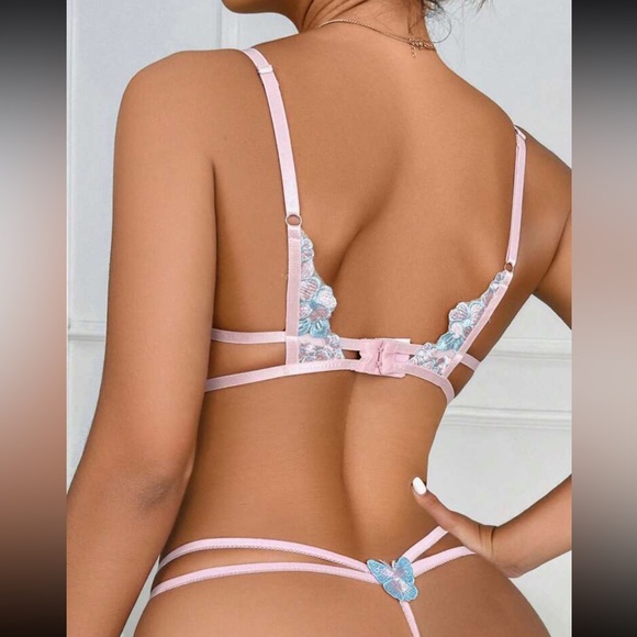 Embroidered Mesh Lingerie Set 💋 - Picture 3 of 5